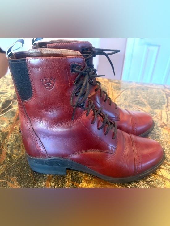 Ariat Women’s Cognac Leather Lace-Up Chukka Paddock Boots - Picture 3 of 11